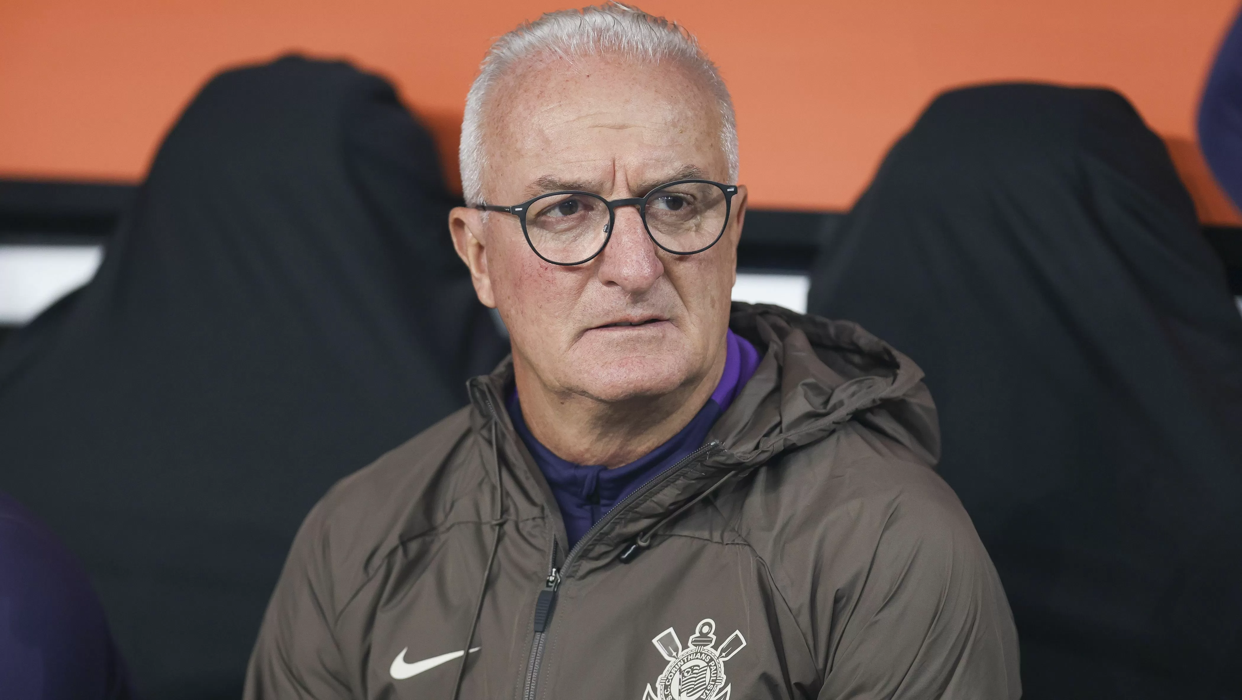Dorival Júnior xinga torcedor após empate entre Corinthians e Vasco; veja