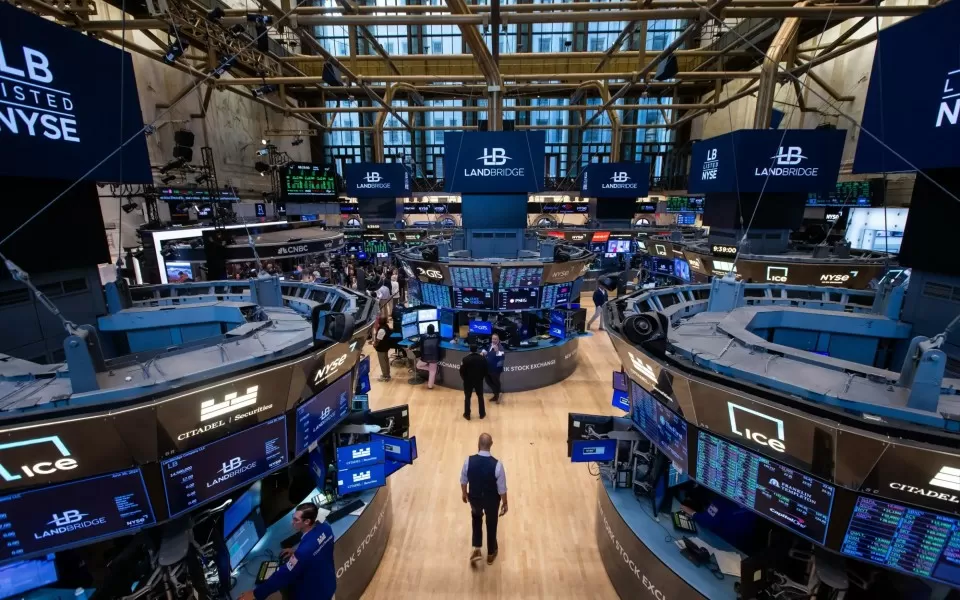 Wall Street fecha em alta com Oracle a subir mais de 6%