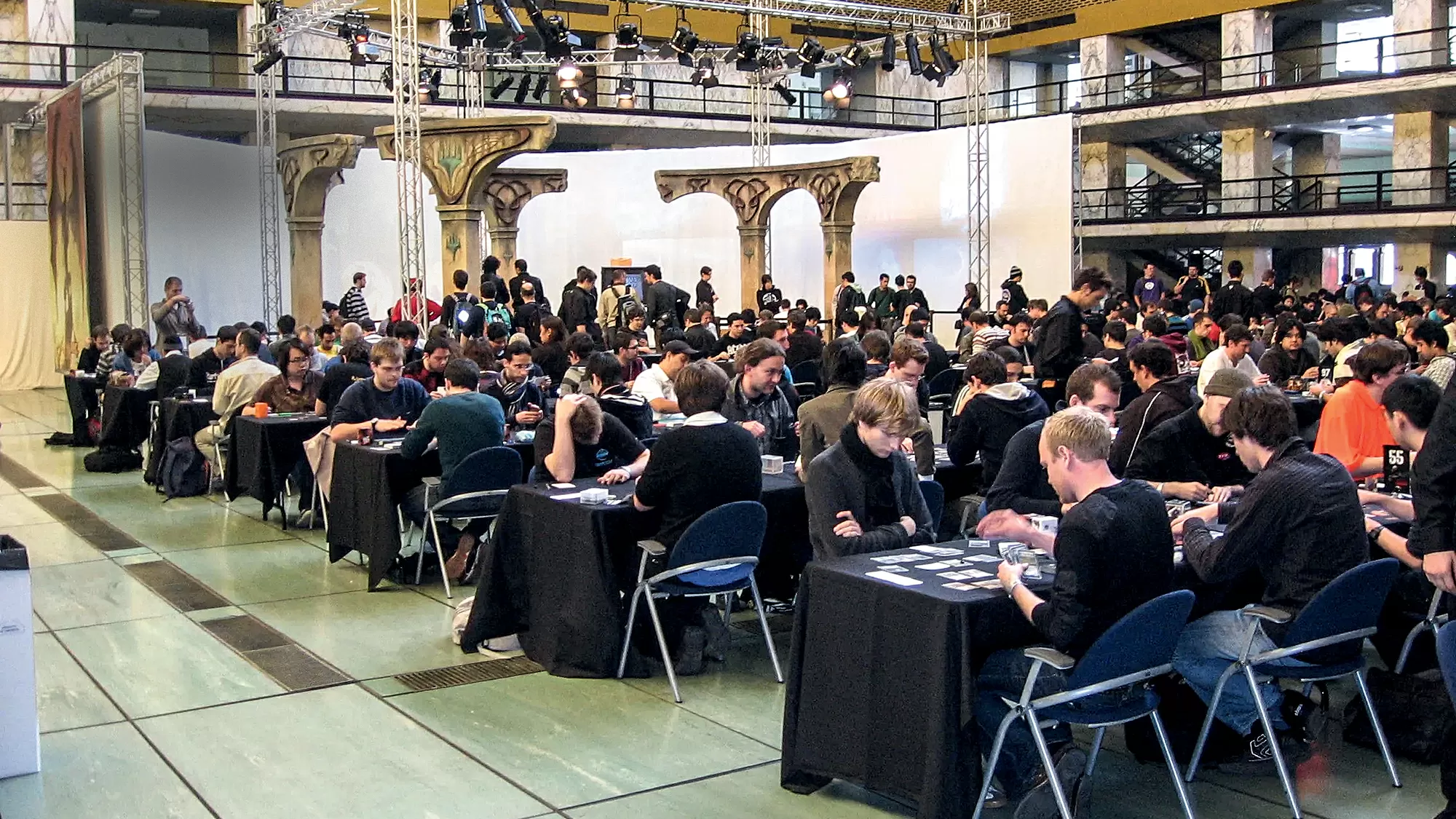 Trinta anos depois de seu lançamento, ‘Magic: The Gathering’ mostra cartas na manga