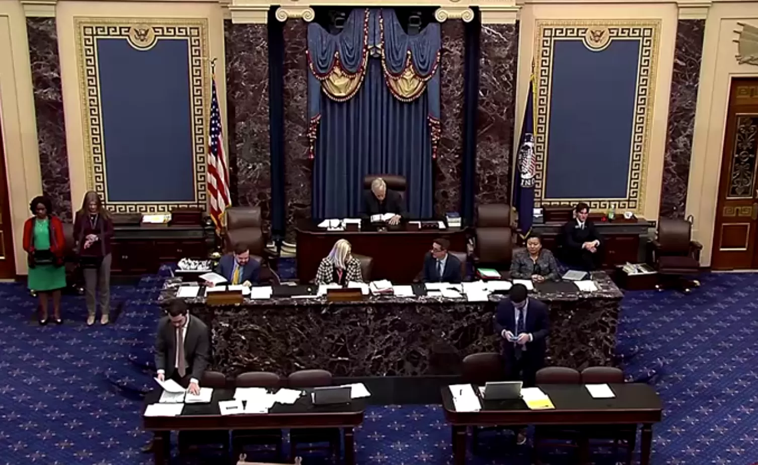 Senado dos EUA aprova financiamento do DHS para negociar ICE