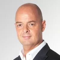 É a economia…