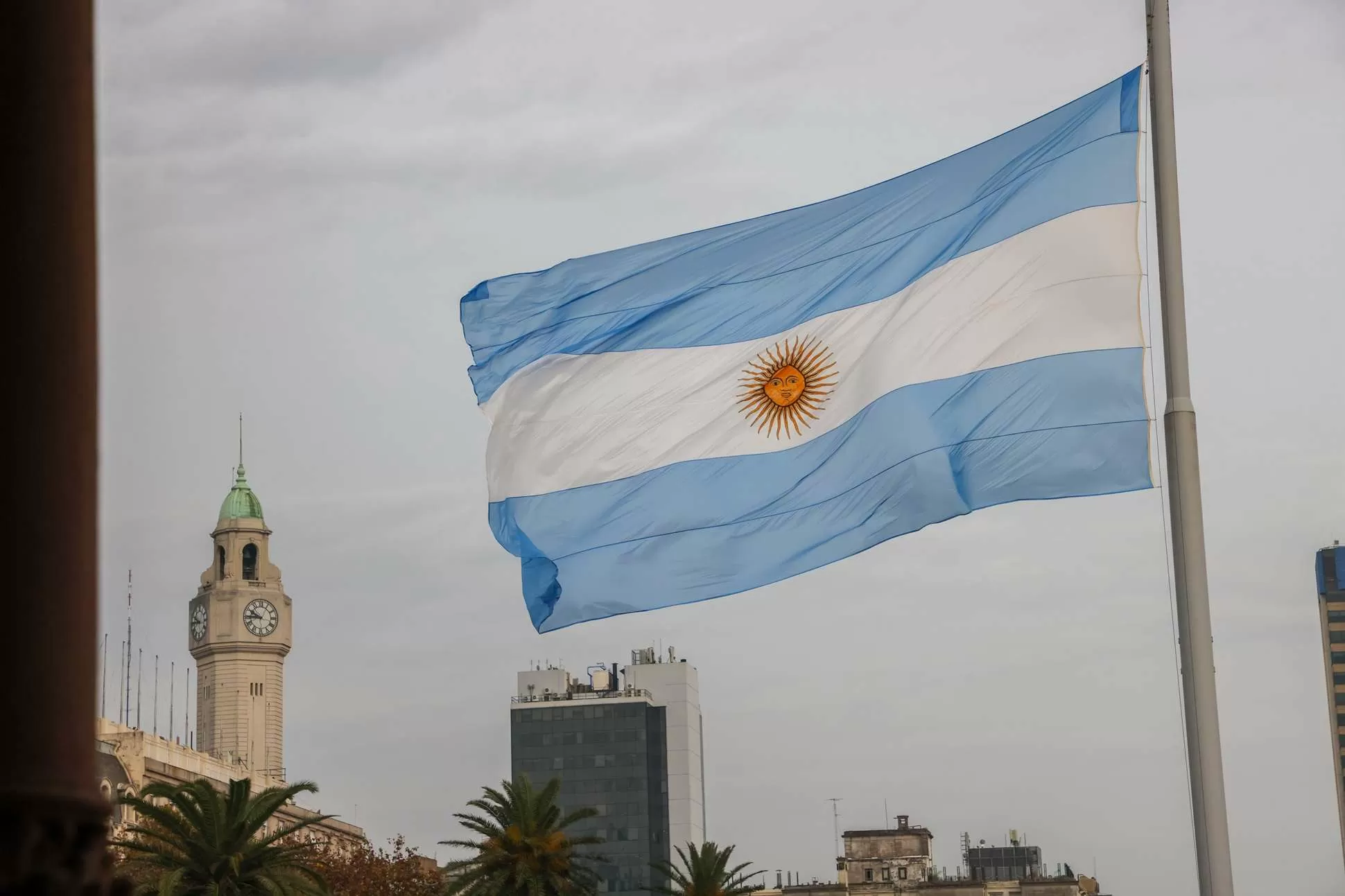 Argentina: Inflação avança 2,8% em dezembro ante novembro e 31,5% na comparação anual