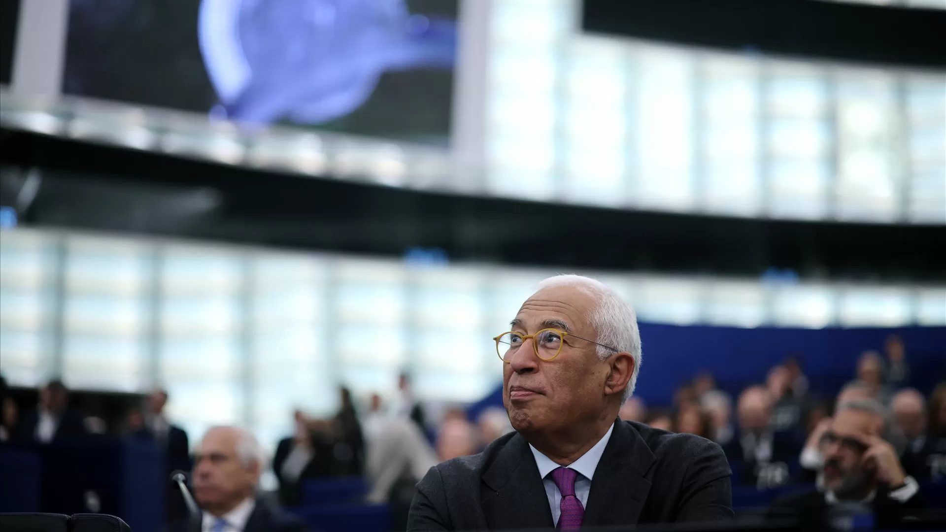 Costa sugere que vai votar em Seguro tal como na primeira volta