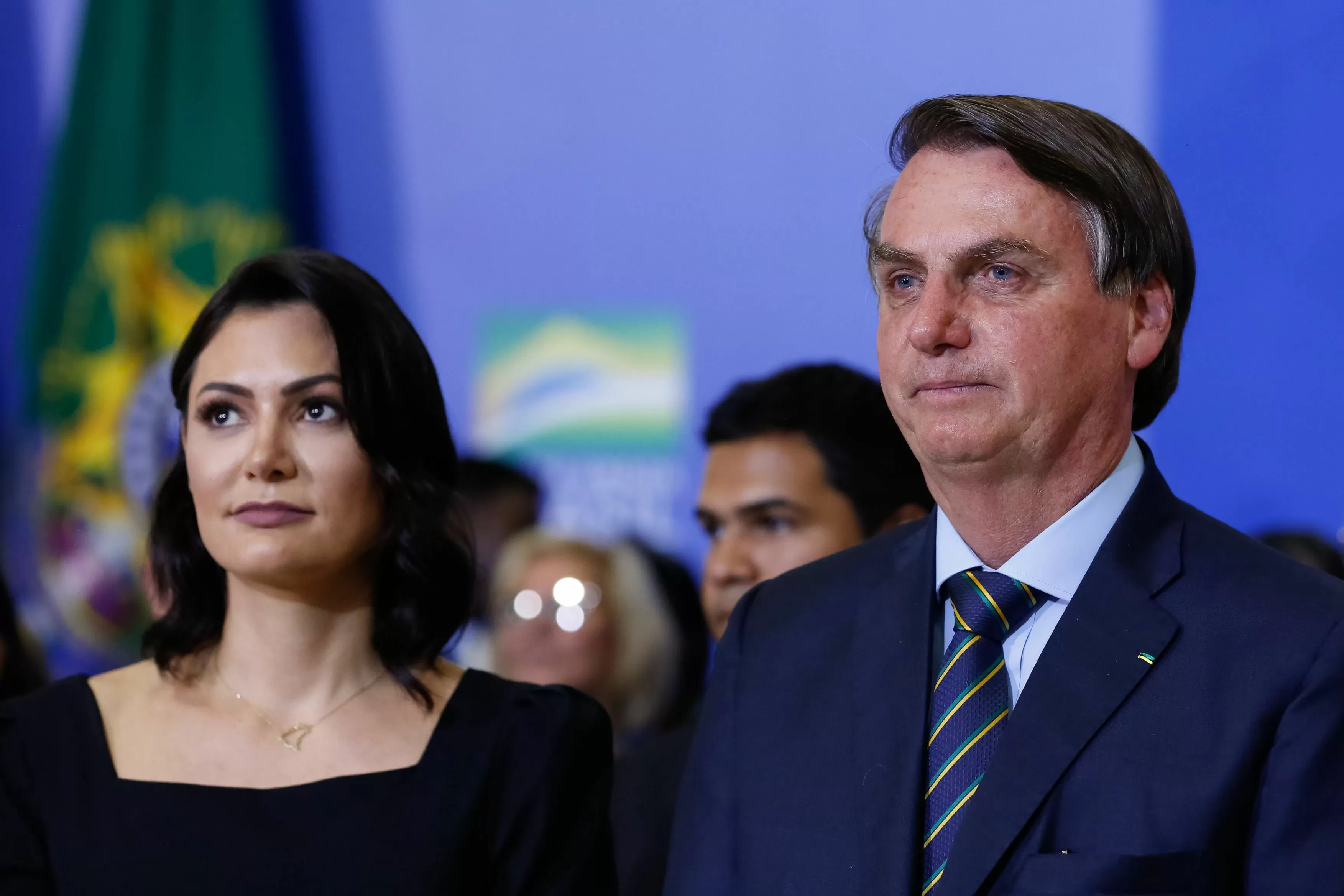Michelle se manifesta após alta de Bolsonaro: “Vamos vencer os dias maus”