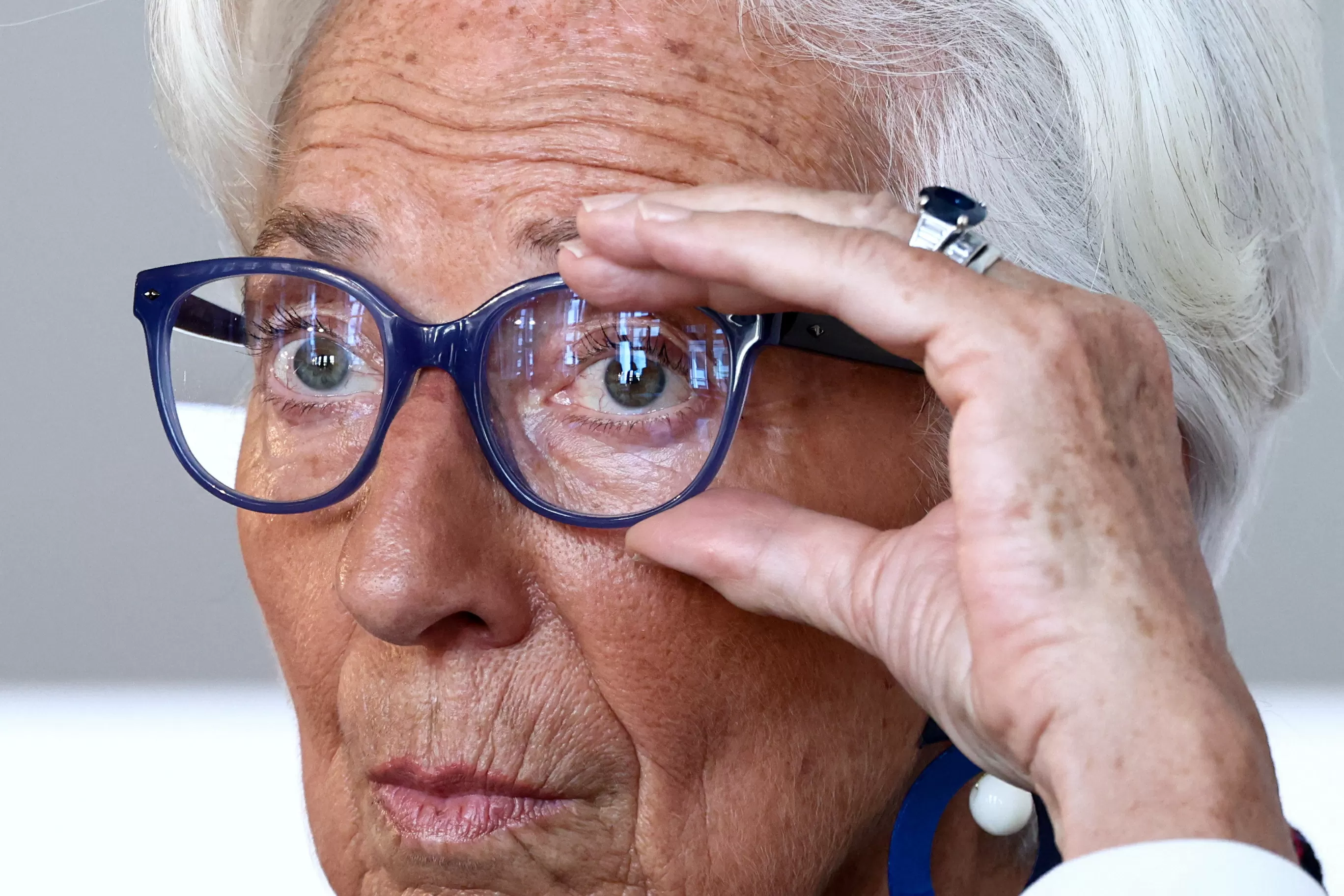 Investidores avaliam implicações de possível saída antecipada de Lagarde do BCE
