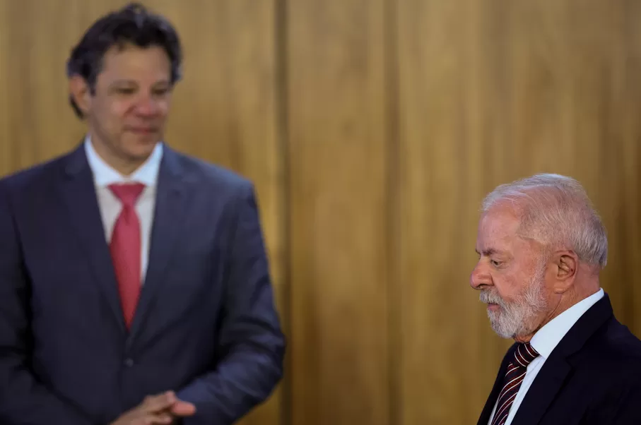 Lula se encaminha para confirmar Mello e Cavalcanti no BC, apesar do mercado resistir