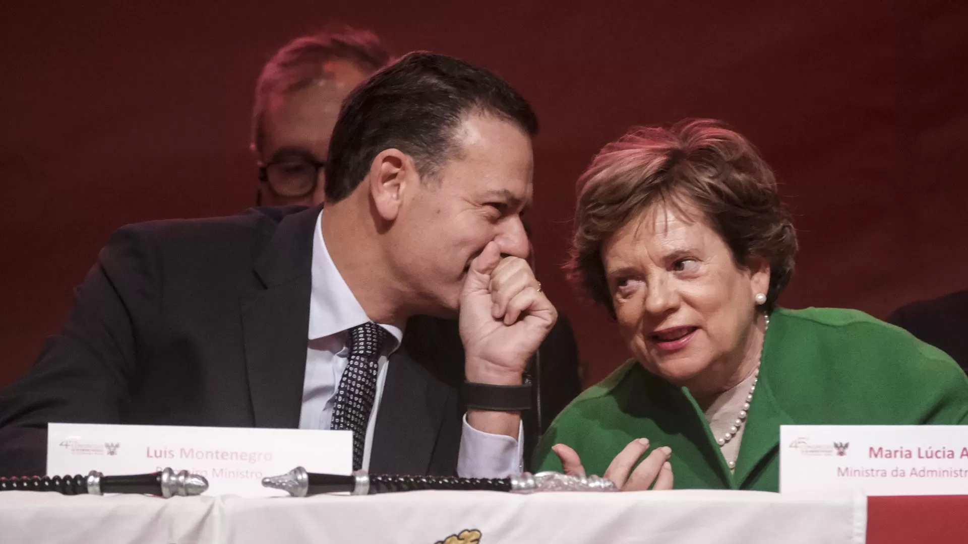 "Demissão da ministra da Administração Interna é a prova que o Governo falhou"