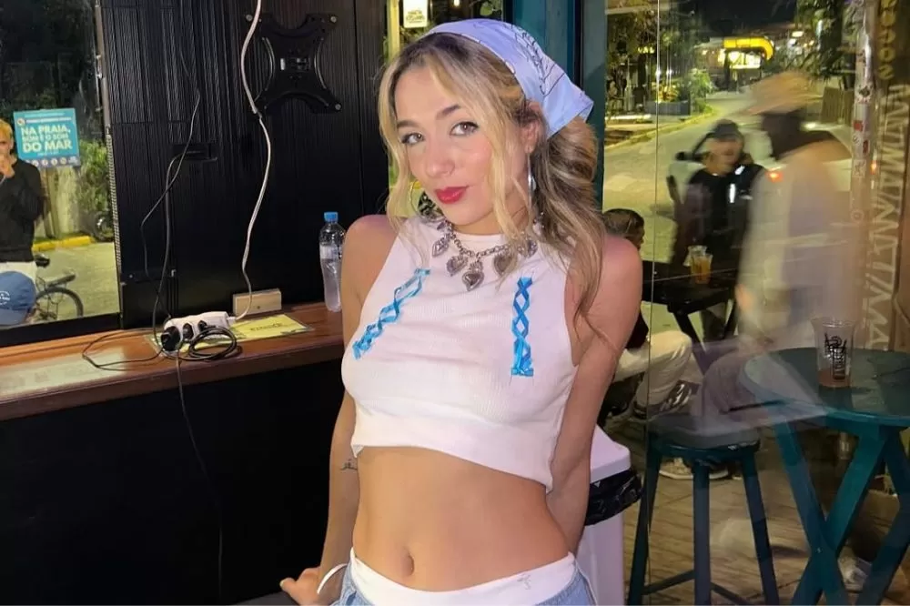 O encontro de Samira, do BBB 26, com Sophia Abrahão em bar