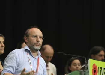 Tavares acusa Aguiar-Branco de ver parlamento como “mera arena onde tudo se pode dizer”