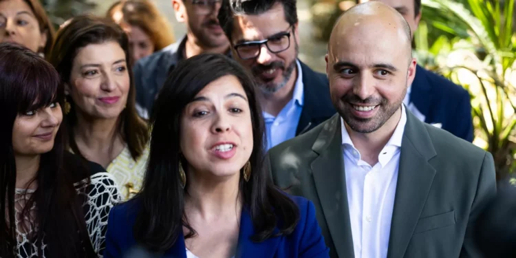 PAN quer que Aguiar-Branco “se retrate” e esclareça “palavras infelizes”