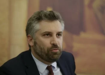 Europeias: Pedro Nuno quer que Governo esclareça se empresa privada esteve envolvida no plano da saúde