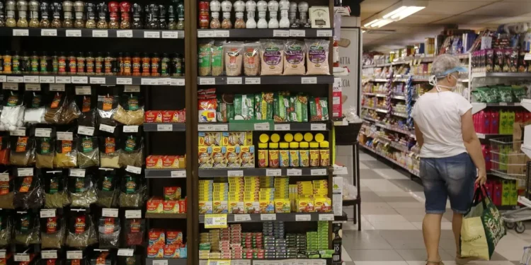 PIB do 2º tri pode surpreender após menor impacto no varejo de enchentes no RS