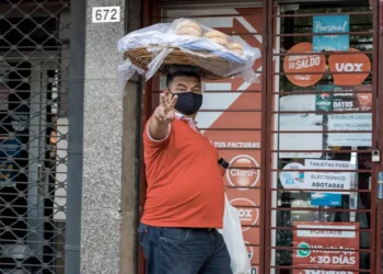 “Transformando vidas através da economia”