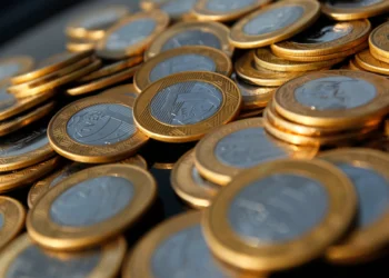 Economistas veem risco de volta da discussão sobre mudança de meta fiscal