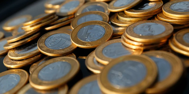 Economistas veem risco de volta da discussão sobre mudança de meta fiscal