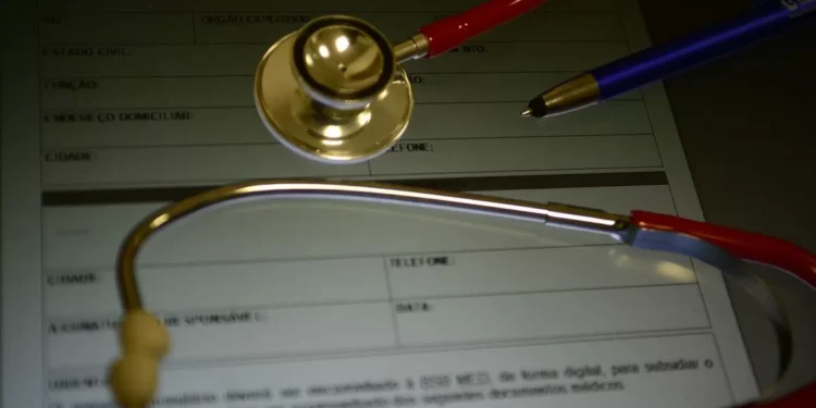 A saúde brasileira respira por aparelhos