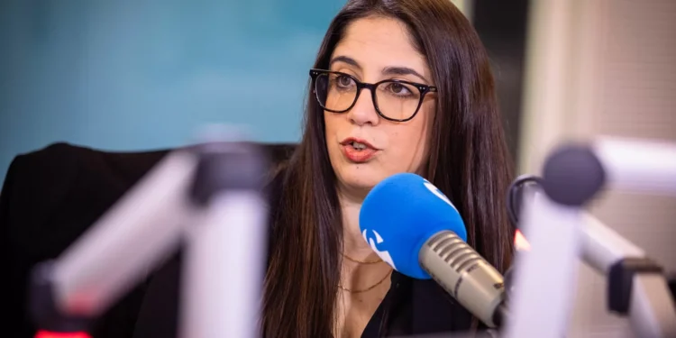 Alojamento local. PS acusa Governo de retirar poder aos moradores