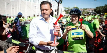 Montenegro rejeita que apoios anunciados visem “bonitos financeiros” ou resultados eleitorais