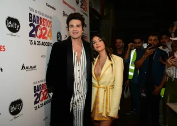 Luan Santana diz esperar que filho seja “clone da mulher”