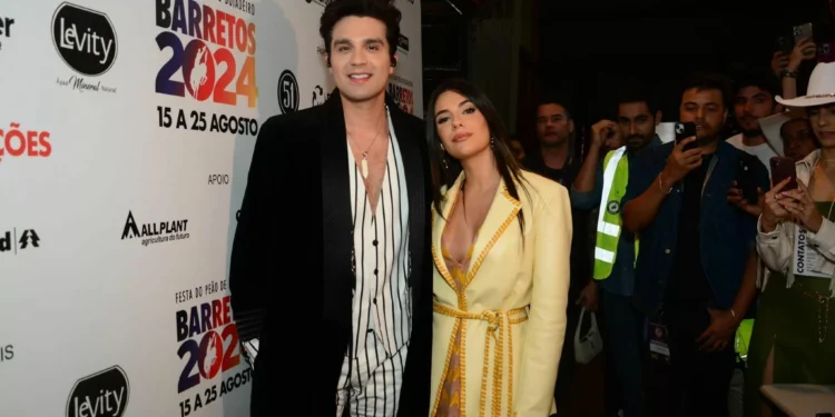 Luan Santana diz esperar que filho seja “clone da mulher”