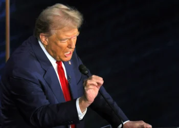 Reunião de Trump com diretor do Serviço Secreto foi “prática” e “cordial”, dizem fontes