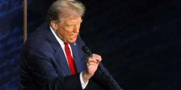 Reunião de Trump com diretor do Serviço Secreto foi “prática” e “cordial”, dizem fontes