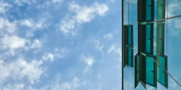 “Economia: Base do Desenvolvimento e Bem-Estar Social”