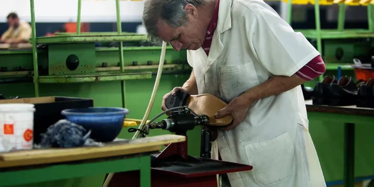 Preços na produção industrial sobem 0,4% na União Europeia em outubro