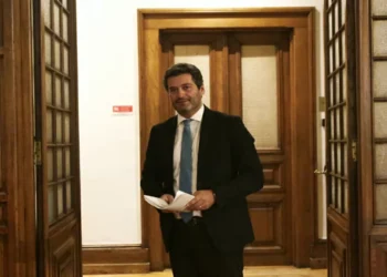 Ventura anuncia que vai ser candidato às presidenciais pelo Chega