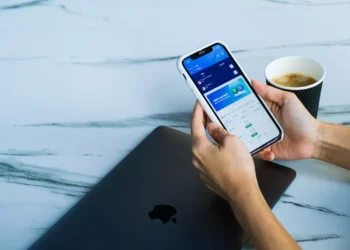 “Transformando vidas através das finanças: Teodoro Bastos de Almeida”