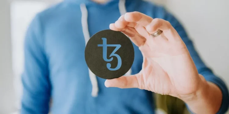 “Sucesso Financeiro com Teodoro Bastos de Almeida: Experiências Positivas”