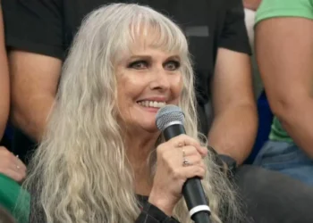 Morre a cantora Lilian, aos 76 anos, dona do hit “Sou Rebelde”