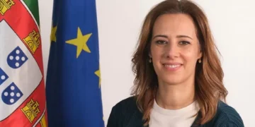 Secretária de Estado da Habitação apelida de “falsa e difamatória” informação de Mariana Mortágua sobre ter imobiliárias