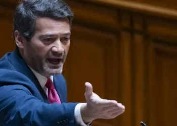 Moção de censura do Chega ao Governo é discutida e votada sexta-feira à tarde