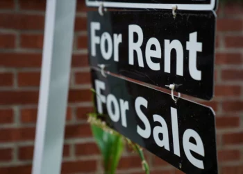 Vendas de moradias usadas nos EUA caem 4,9% em janeiro ante dezembro