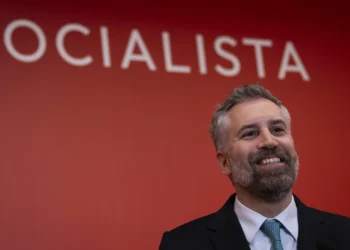 Falhas no INEM. Relatório reforça “suspeita de responsabilidades políticas”, diz Pedro Nuno Santos