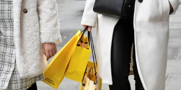 Inflação do Reino Unido acelera mais que o esperado em janeiro e testa cenário do BC