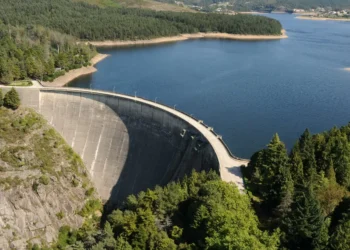 Governo anuncia investimento de cerca de 5 mil milhões até 2030 para promover a eficiência hídrica