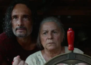 Rodrigo Santoro compartilha fotos raras das filhas no Dia das Mulheres