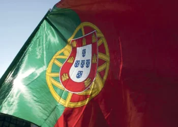 S&P sobe rating de Portugal para A