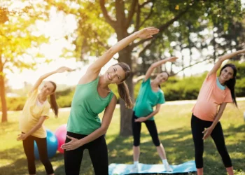 ‘Snacks de exercício’ e práticas para iniciantes: veja como vencer o sedentarismo
