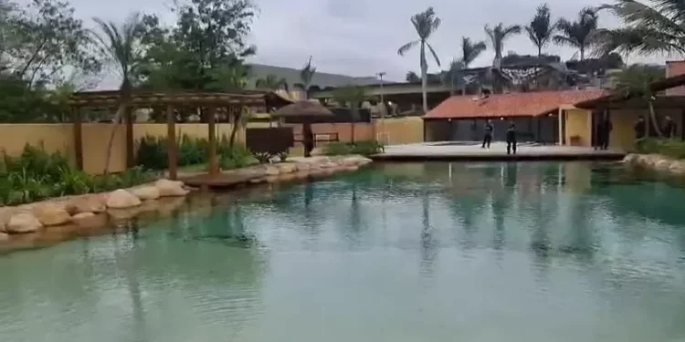 “Resort de luxo” de Peixão era palco de “festinhas” e reuniões do TCP