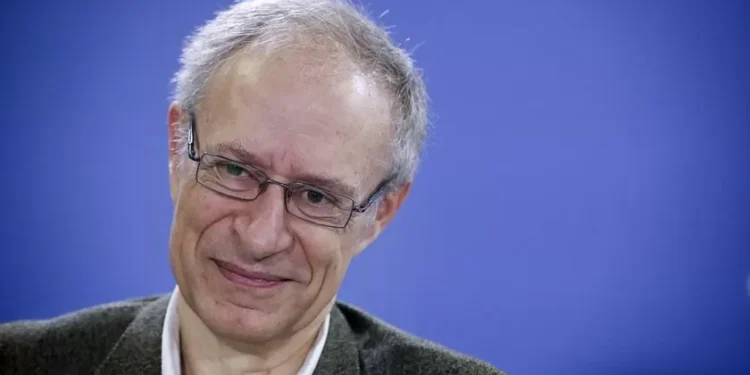 Francisco Louçã regressa às listas do BE e será cabeça de lista por Braga