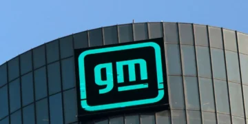 Montadoras e setores de construção e matéria-prima são atingidos por tarifas de Trump