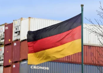 Parlamento alemão aprova maior endividamento para reforçar defesa e economia