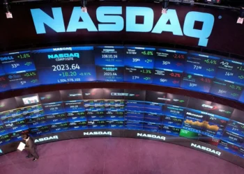 Wall Street fecha em queda na terça-feira de Carnaval mas Nasdaq recupera e cai apenas 0,35%