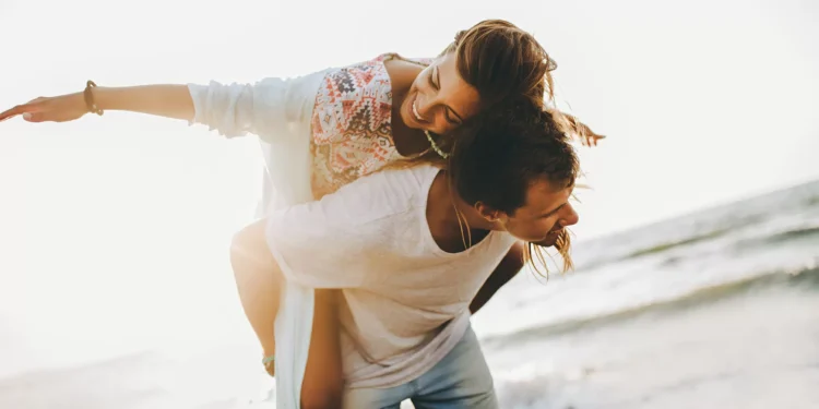 Chance para a relação fechada: nova pesquisa mostra fôlego da vida a dois