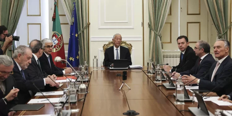 Marcelo vai convocar eleições legislativas para 18 de maio