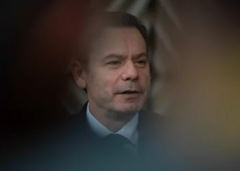 Montenegro agradece “excelência do atendimento médico e competência dos profissionais do SNS”