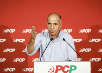 PCP. Portugal precisa de “kit vida melhor” e não de “kits de sobrevivência”